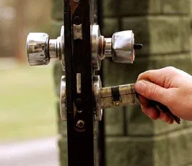 Town Center Locksmith Shop Orlando, FL 407-572-0086 - 13-Re-Key-Locks